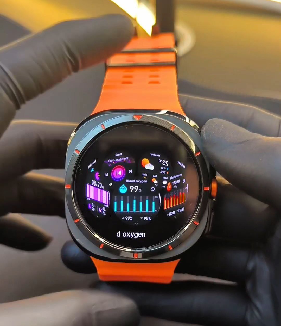 W7 ULTRA SMART WATCH