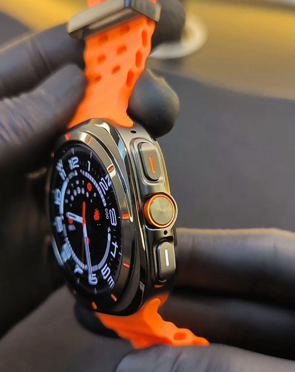 W7 ULTRA SMART WATCH